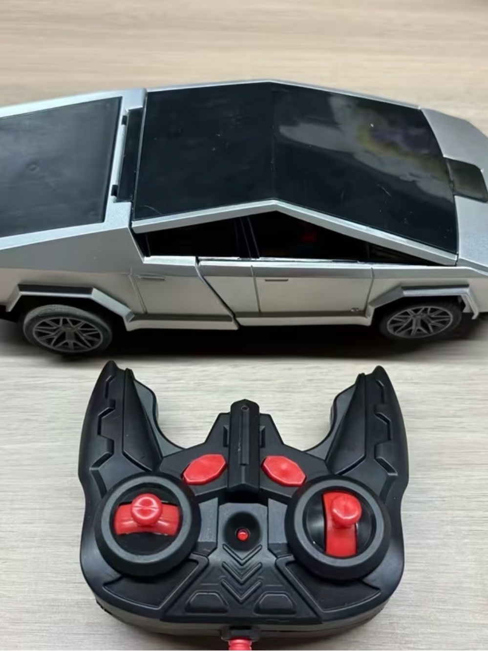 Remote control car